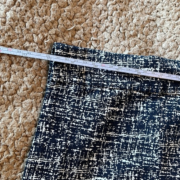 S C & Co size 12 stretch capri pants - Picture 6 of 9